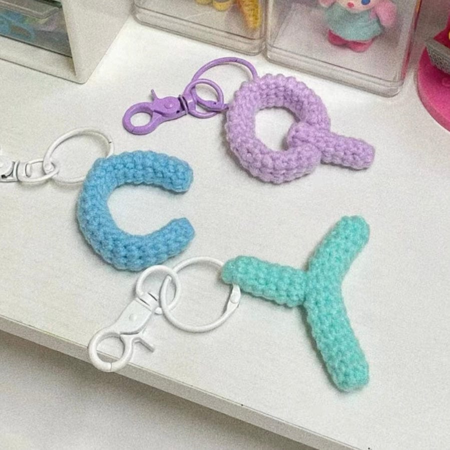 LayAura 1 letter / none CUSTOM CROCHET NAME KEYCHAIN