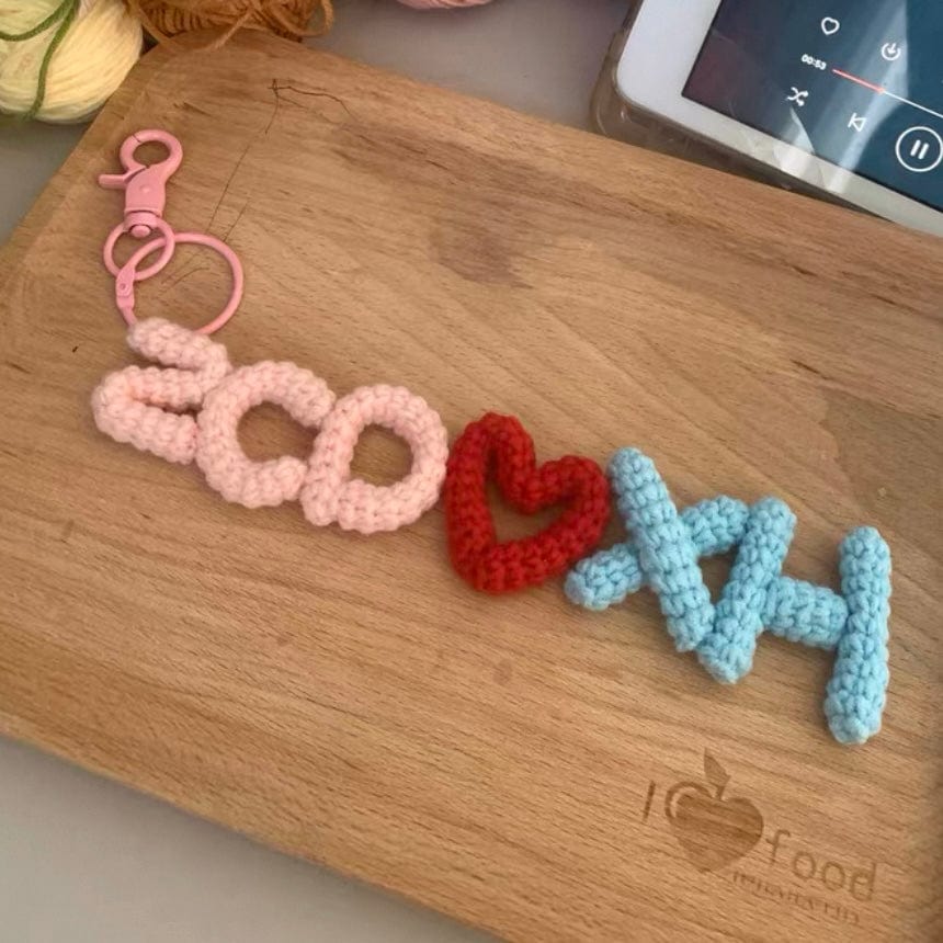 LayAura 6 letters / none CUSTOM CROCHET NAME KEYCHAIN