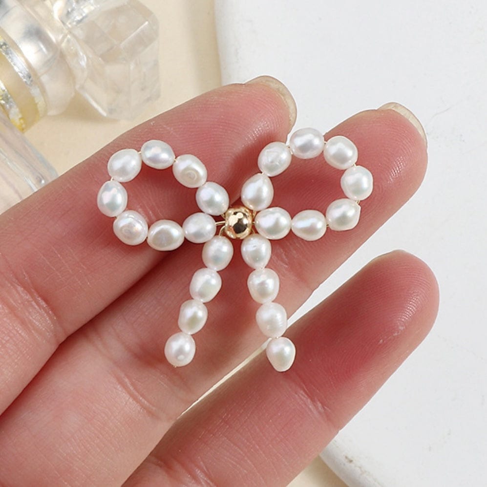 LayAura BOW PEARL EARRINGS