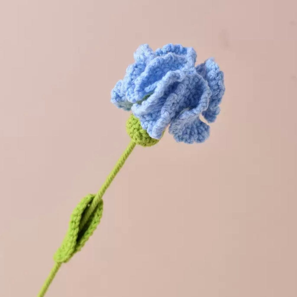 LayAura CROCHET CARNATION