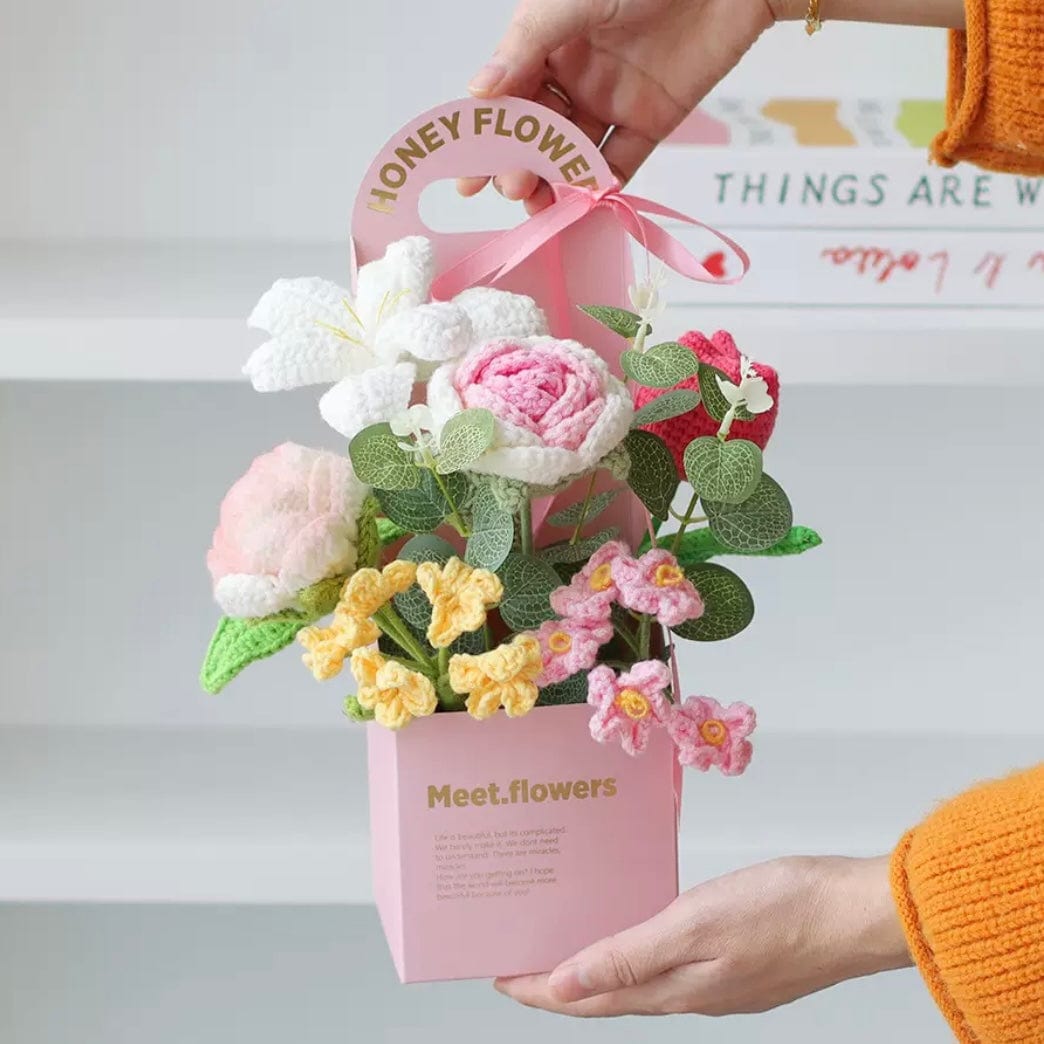 LayAura HANDMADE CROCHET FLOWER BOUQUET
