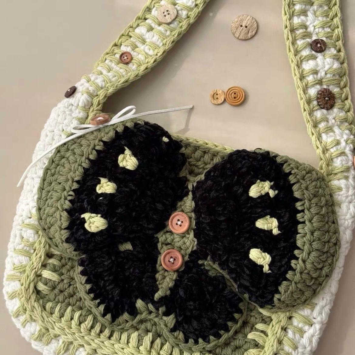 LayAura HANDMADE GREEN BUTTERFLY CROCHET BAG