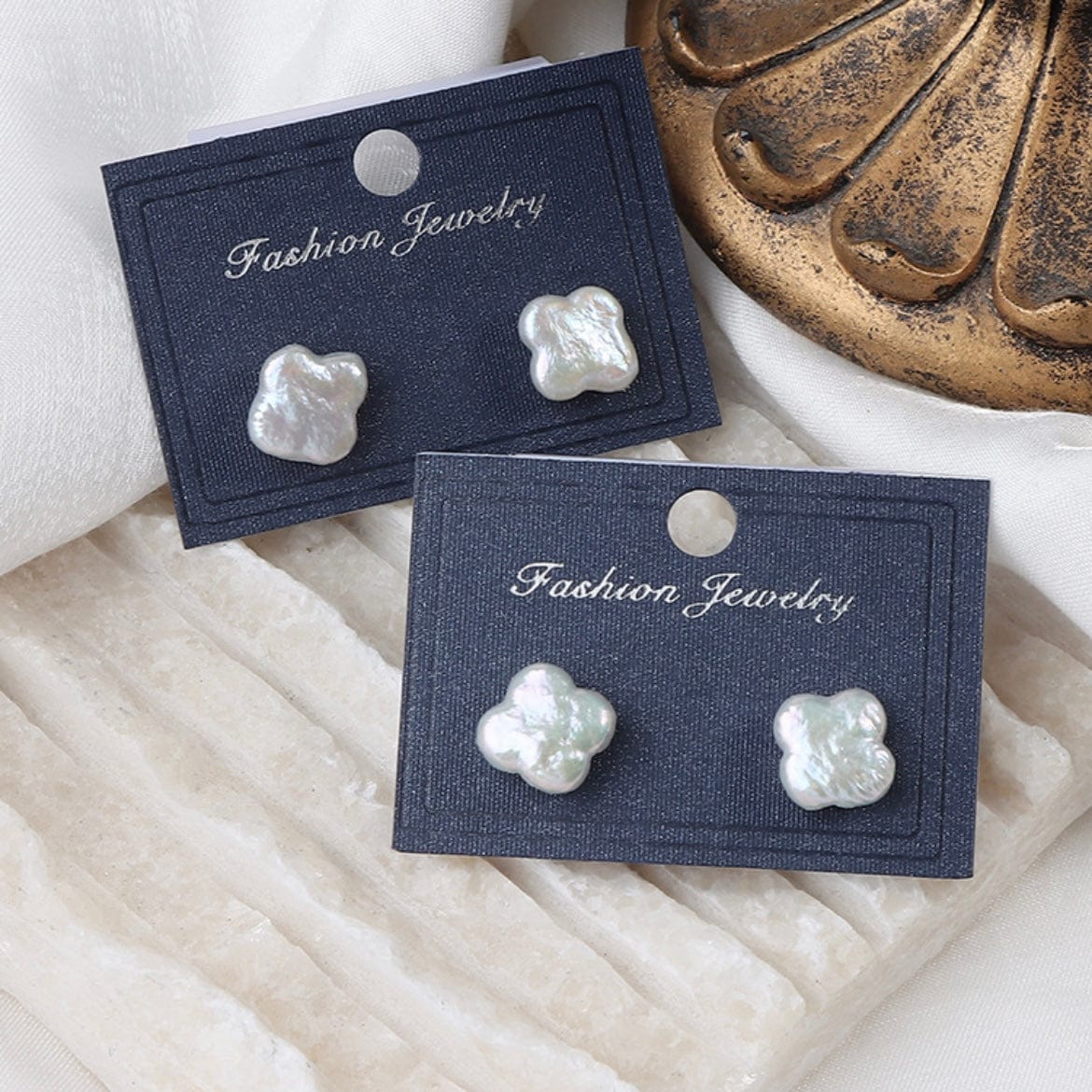 LayAura LUCKY CLOVER PEARL EARRINGS