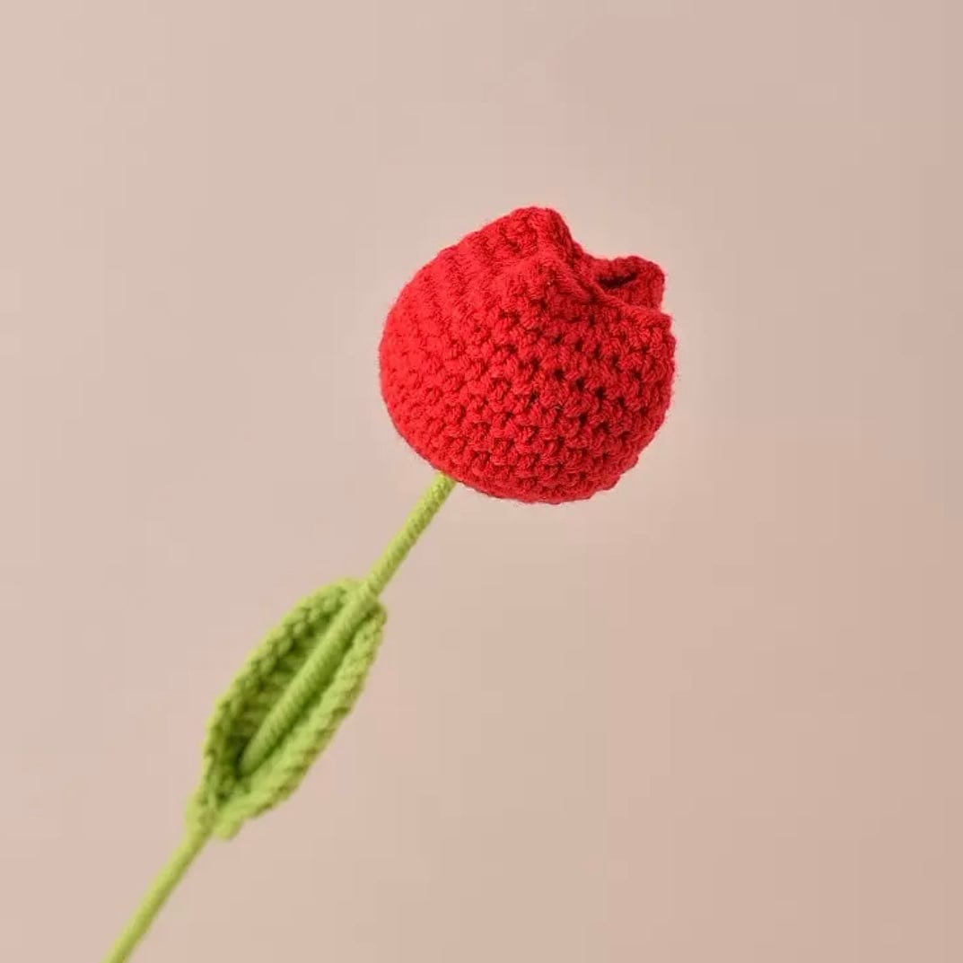 LayAura red CROCHET TULIP FLOWER