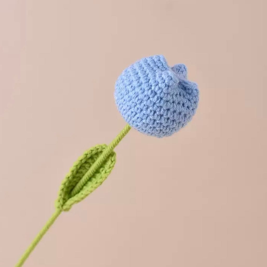 LayAura blue CROCHET TULIP FLOWER