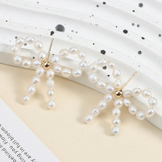 LayAura BOW PEARL EARRINGS