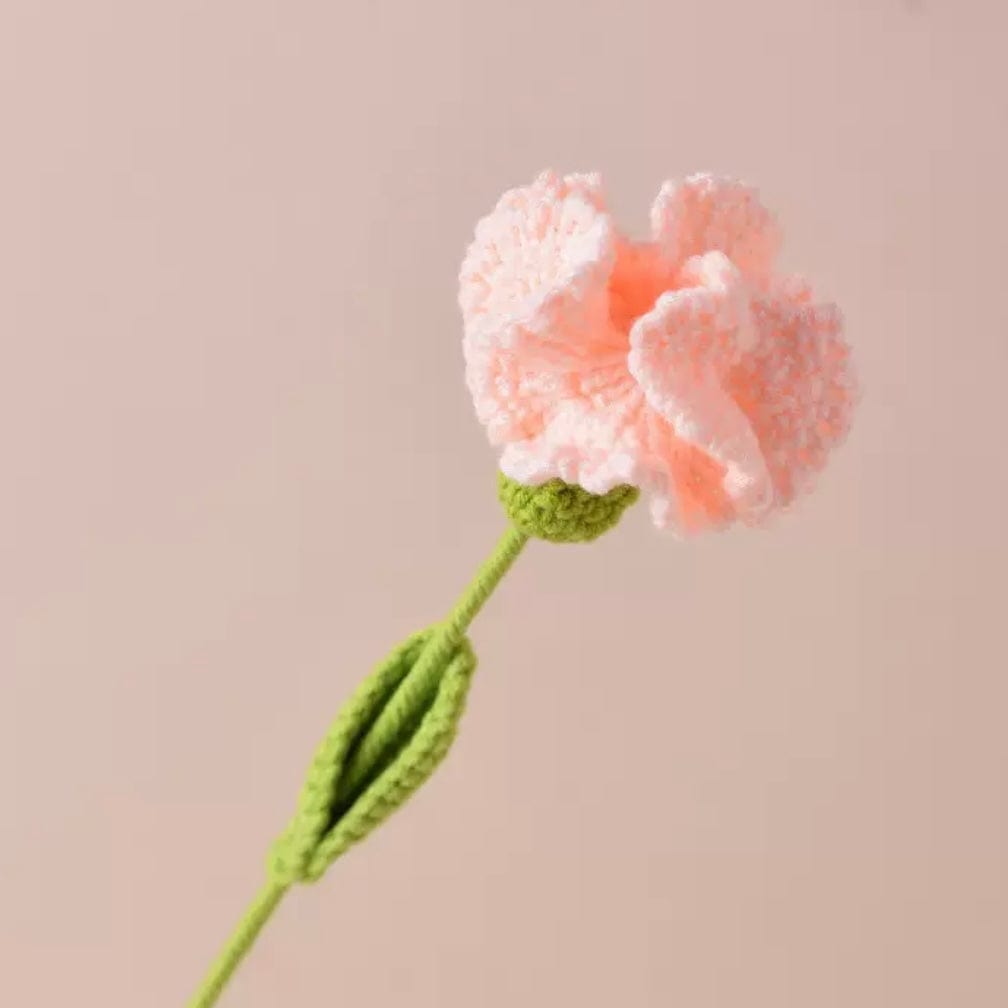 LayAura CROCHET CARNATION