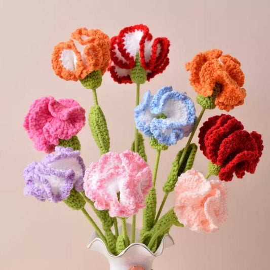 LayAura CROCHET CARNATION