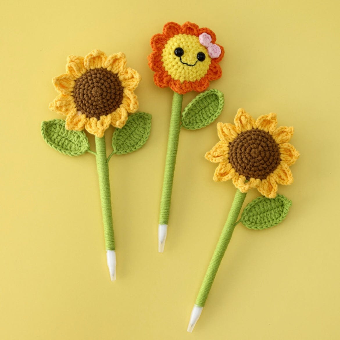 LayAura CROCHET PEN