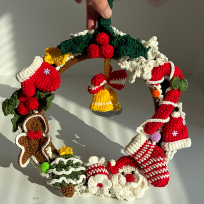 LayAura Handmade Christmas Crochet Wreath – 20cm