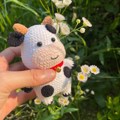 LayAura HANDMADE CROCHET COW