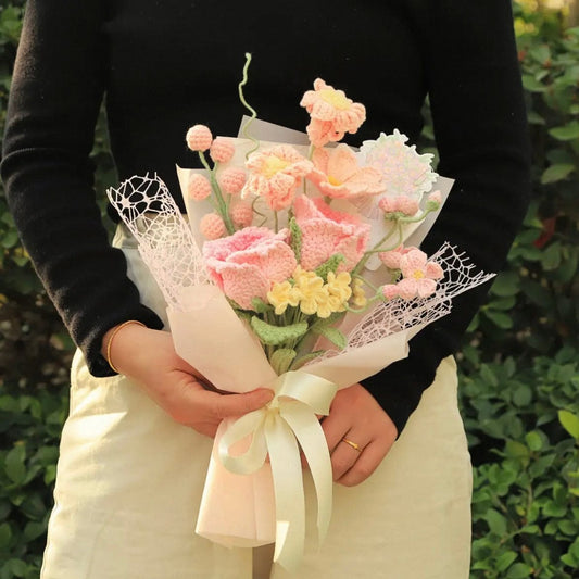 LayAura HANDMADE CROCHET FLOWER BOUQUET