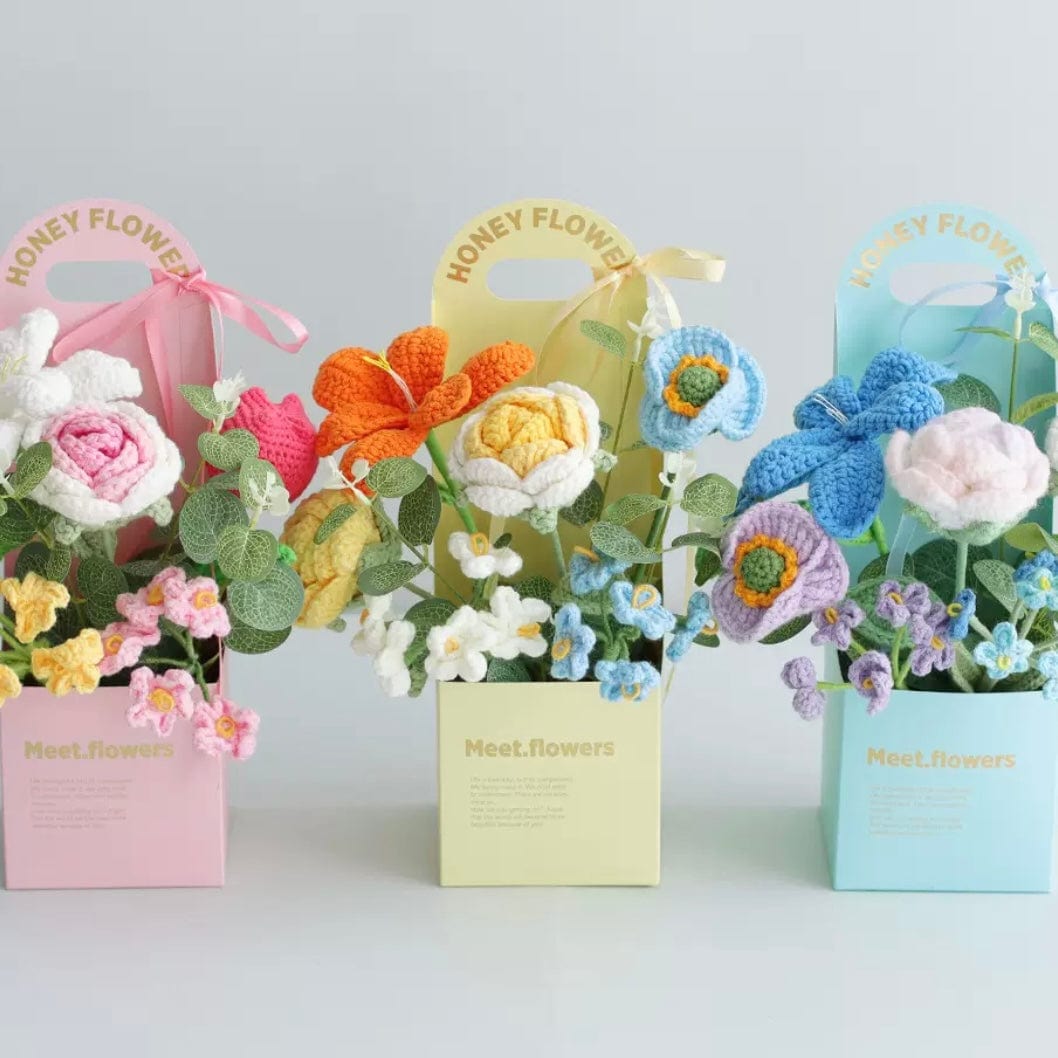 LayAura HANDMADE CROCHET FLOWER BOUQUET
