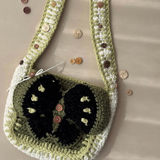 LayAura HANDMADE GREEN BUTTERFLY CROCHET BAG