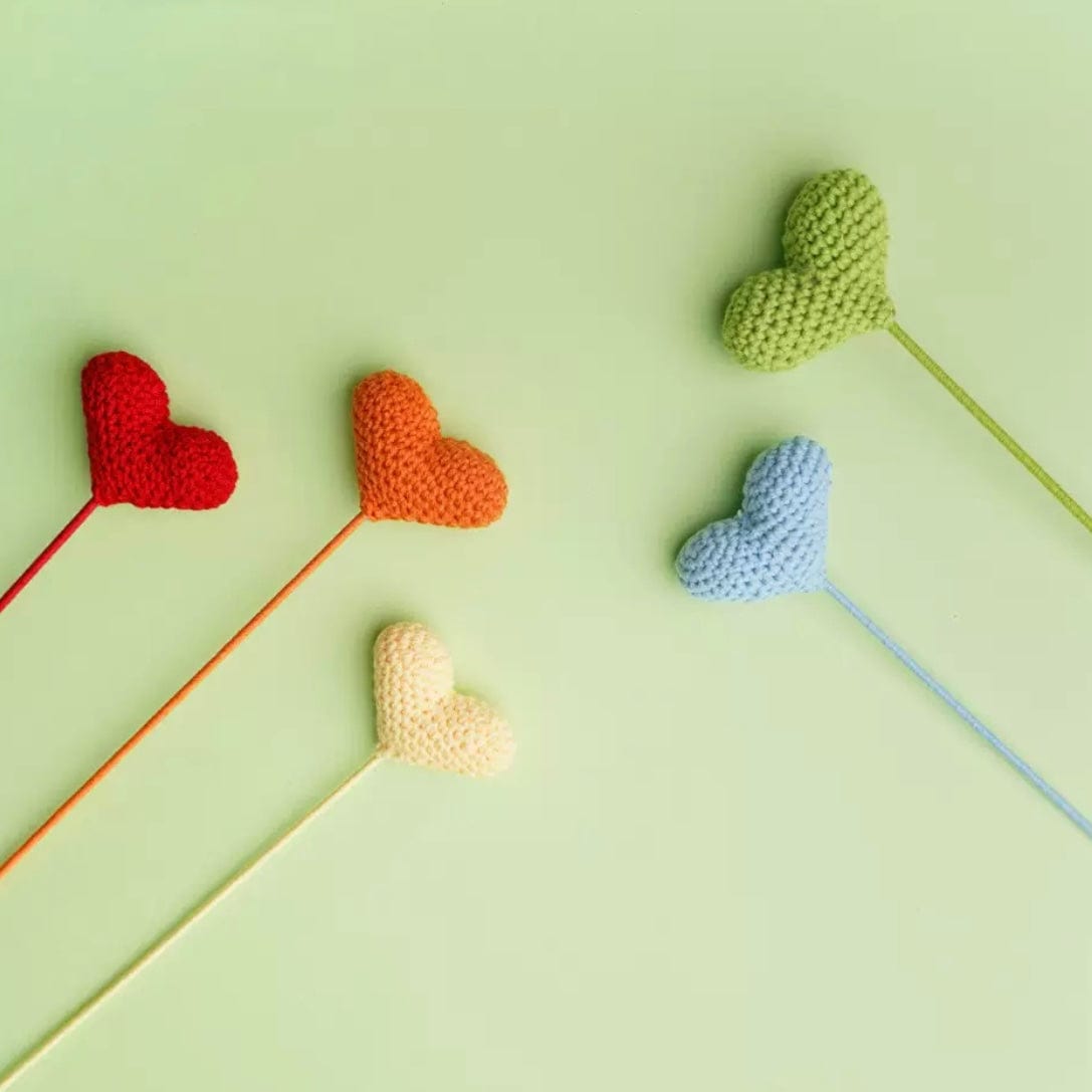 LayAura HEART CROCHET FLOWER