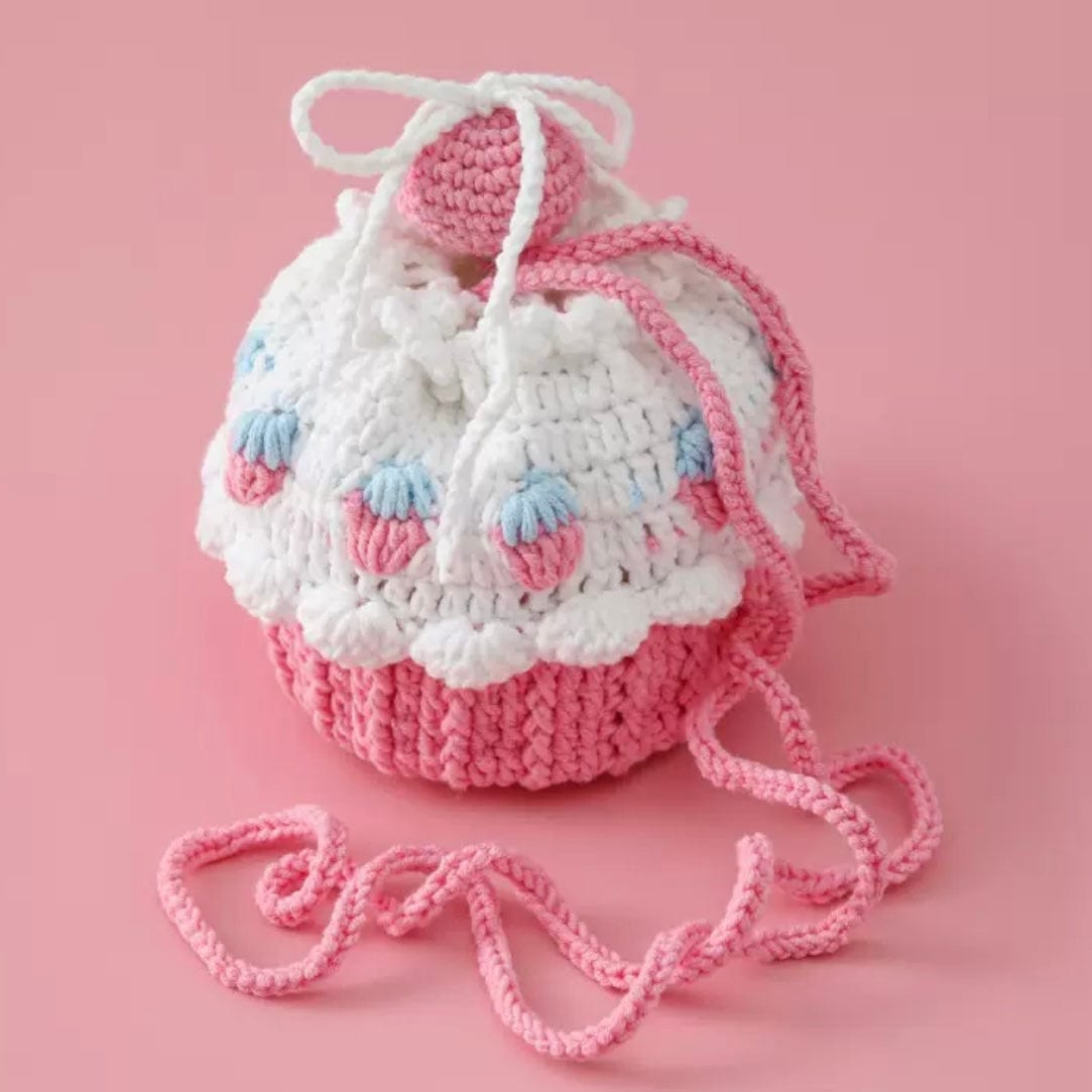 LayAura pink CUTE STRAWBERRY CAKE CROCHET COIN PURSE